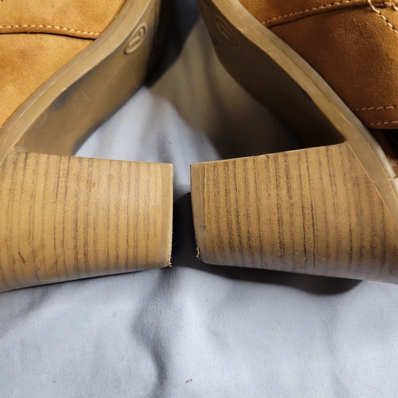 Maurice women's faux suede tan leather booties - Picture 2 of 15